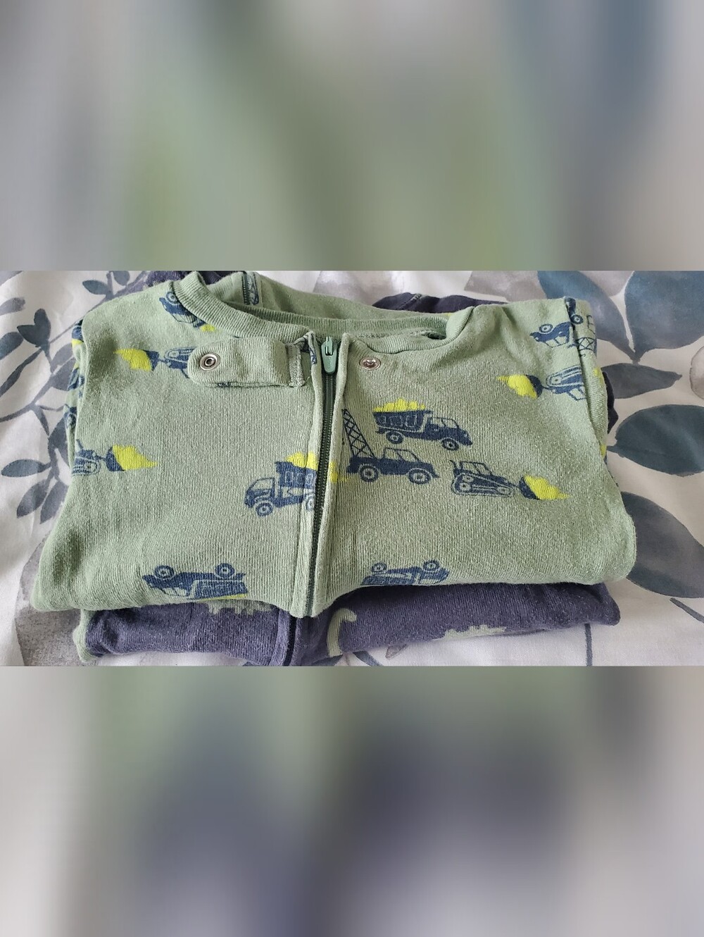 Carter's Toddler Sleeper Bundle 2 Zip-Up Pajamas Construction & Dinosaur